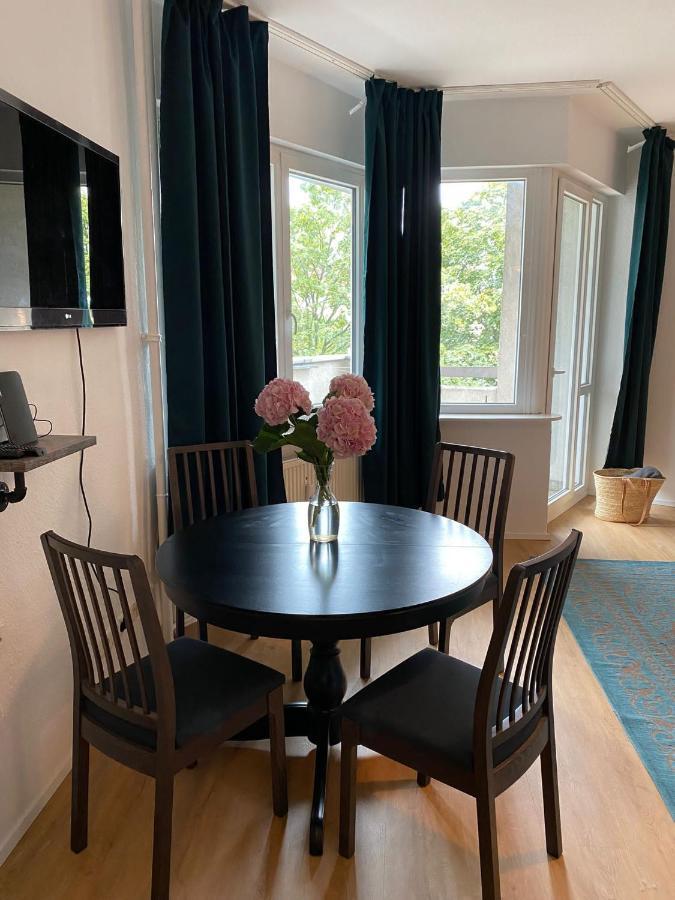 Beautiful Apartment With Balcony 柏林 外观 照片