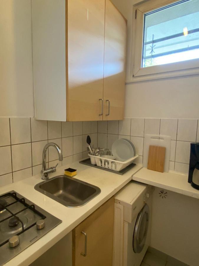 Beautiful Apartment With Balcony 柏林 外观 照片